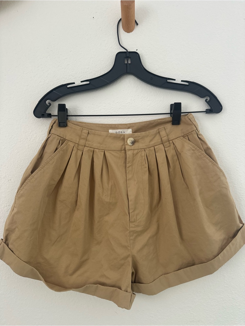 Doen Paige Tan Pleated High-Rise Women's Shorts